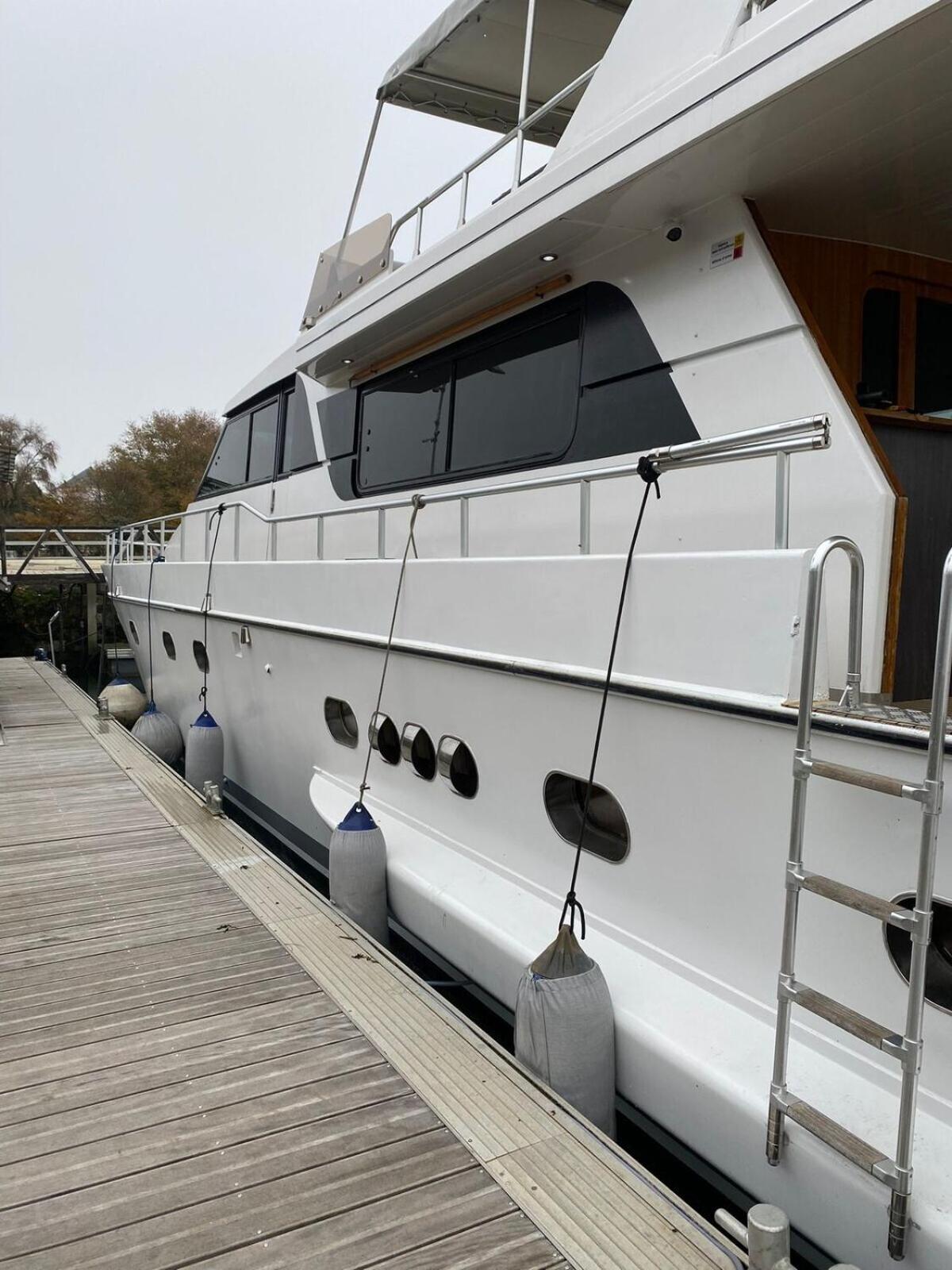 Hotel Yacht Aquamarina Vieux Port La Rochelle à La Rochelle  Extérieur photo
