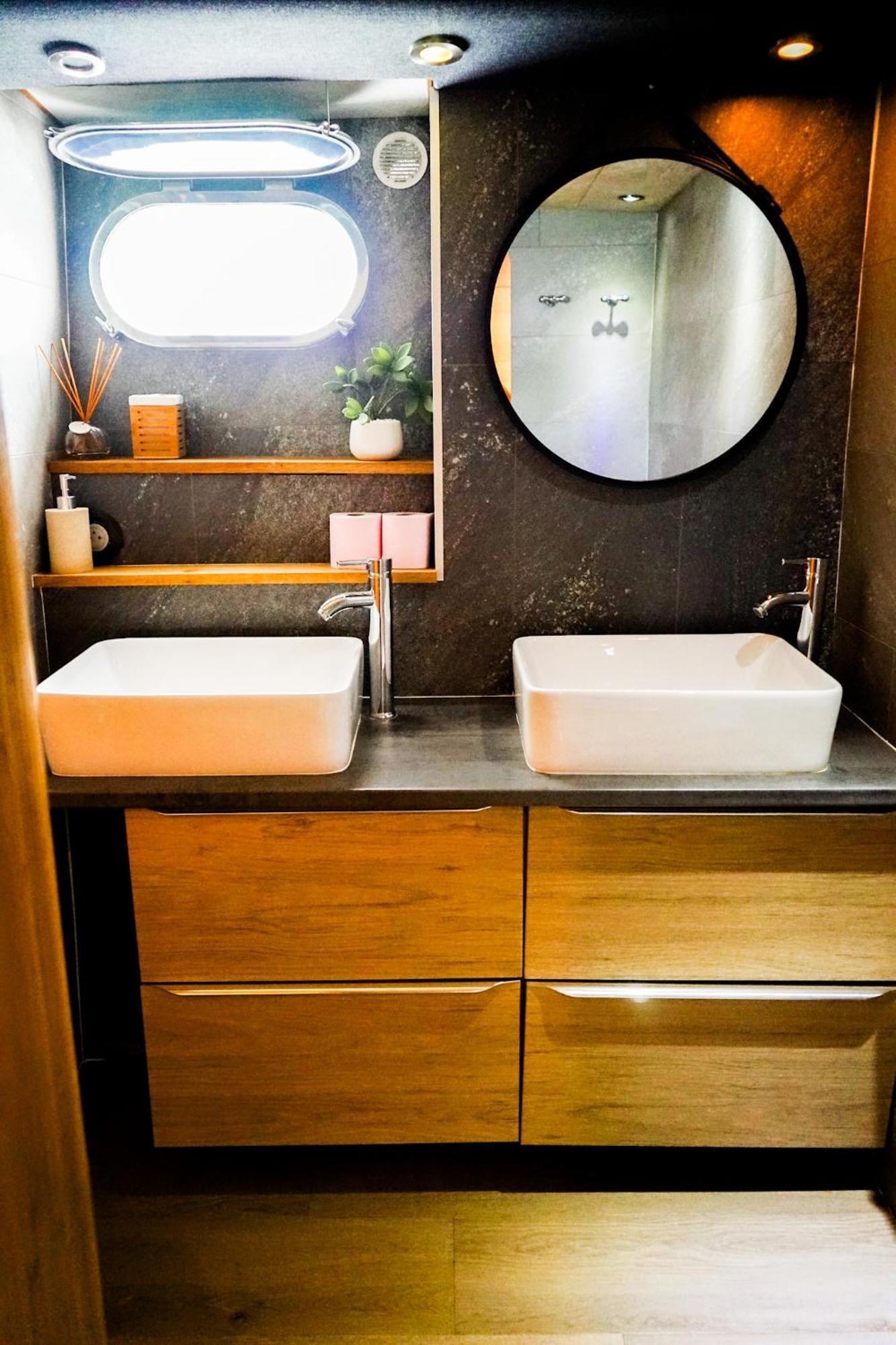 Hotel Yacht Aquamarina Vieux Port La Rochelle à La Rochelle  Extérieur photo